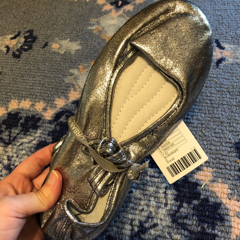 Silver Mary Janes by Urban Outfitters✨